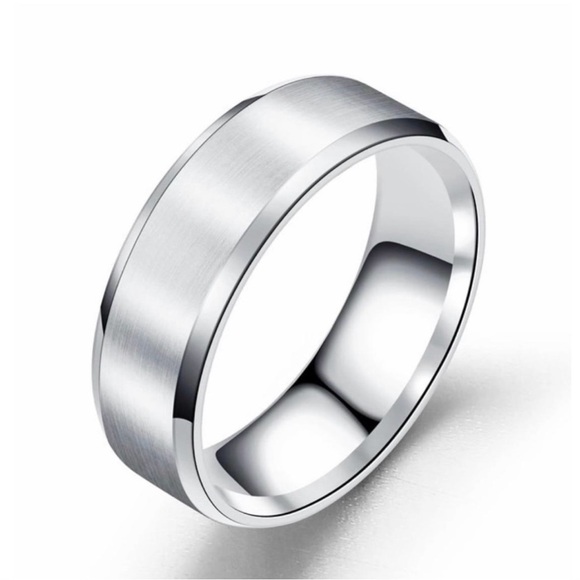 New 18k white gold men wedding ring